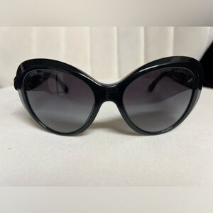 CHANEL Glossy Black Oversized Sunglasses